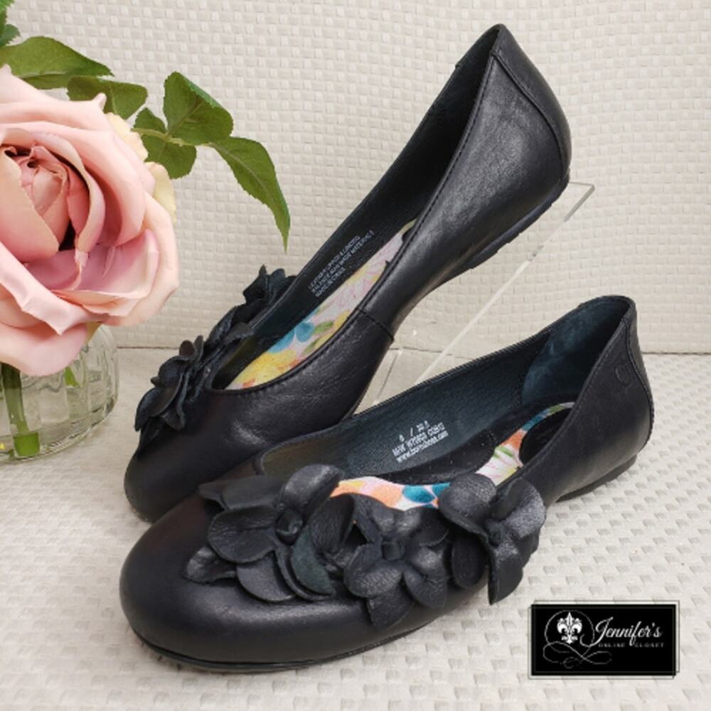Born Women's Black Leather Floral Flats Size 6